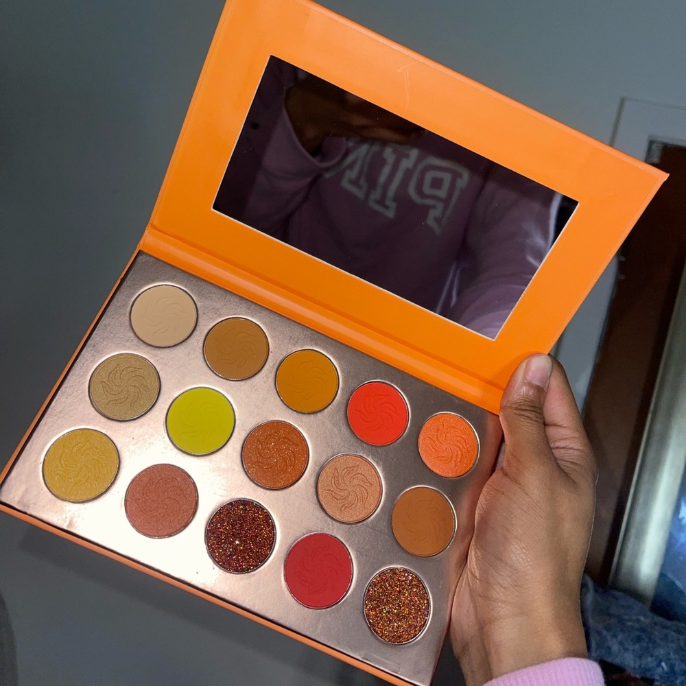 Pretty eyez cosmetics eyeshadow palette.